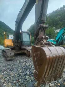 Buy Volvo EC200 Used Excavator / 4 Buy Volvo EC200 Used Excavator / 4