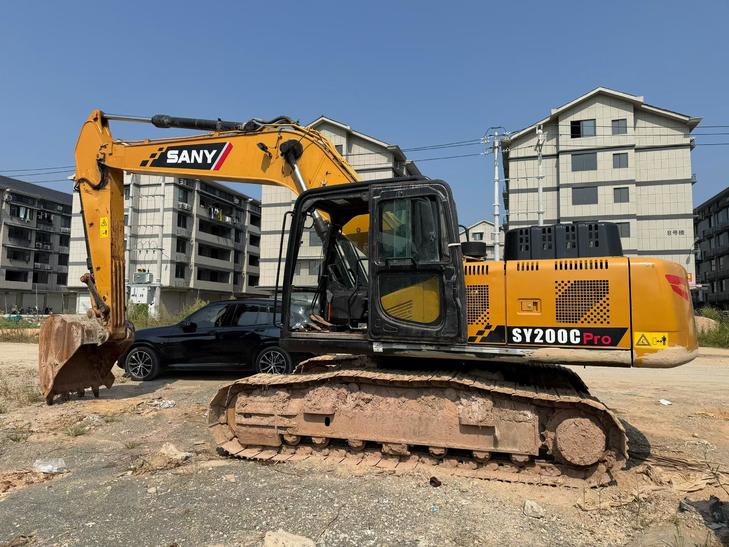 Buy Sany SY200C Used Excavator / 1
