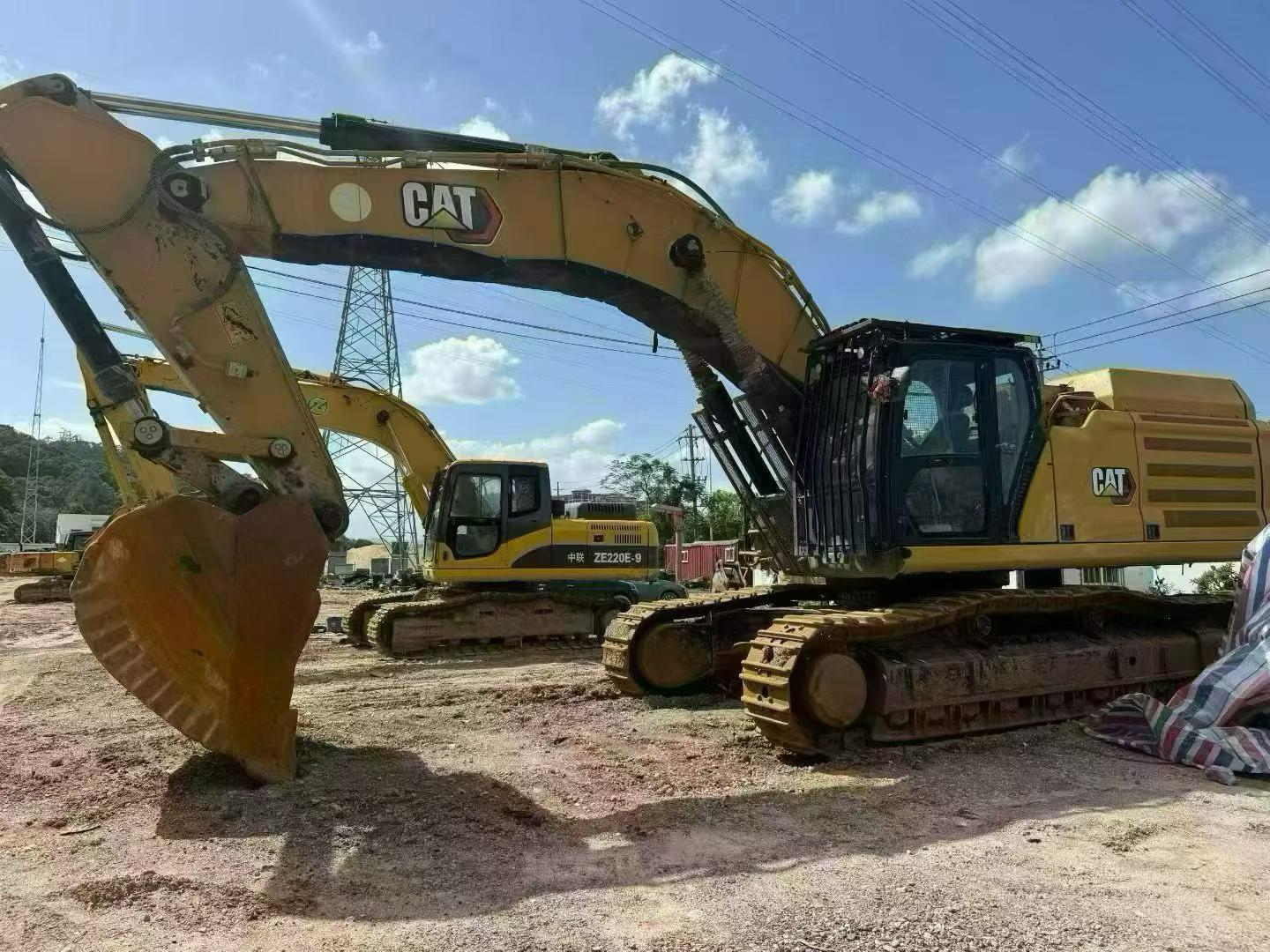 Compre Excavadora Caterpillar 215 Usada / 9