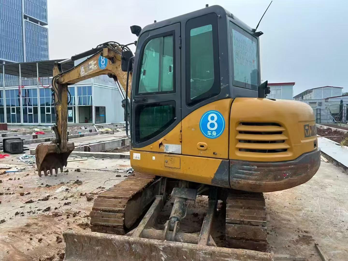 Buy XCMG XE55D Used Excavator / 4