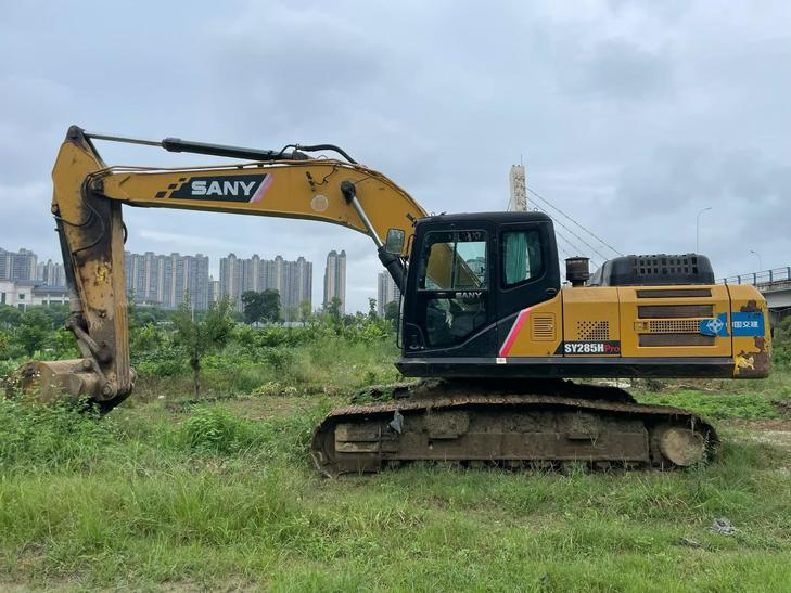 Buy Sany SY245H Used Excavator / 1