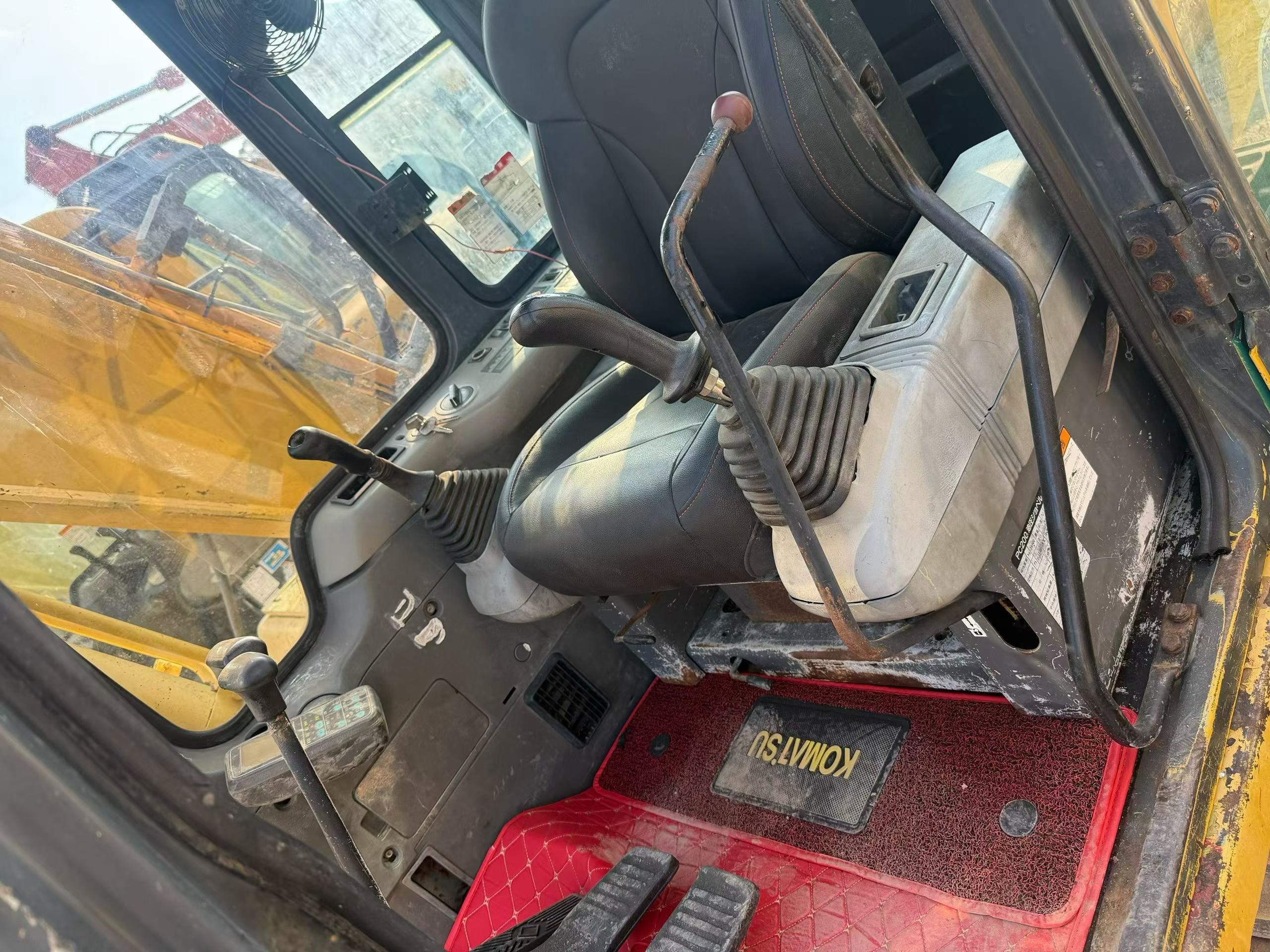 Buy Komatsu PC120-6 Used Excavator / 6