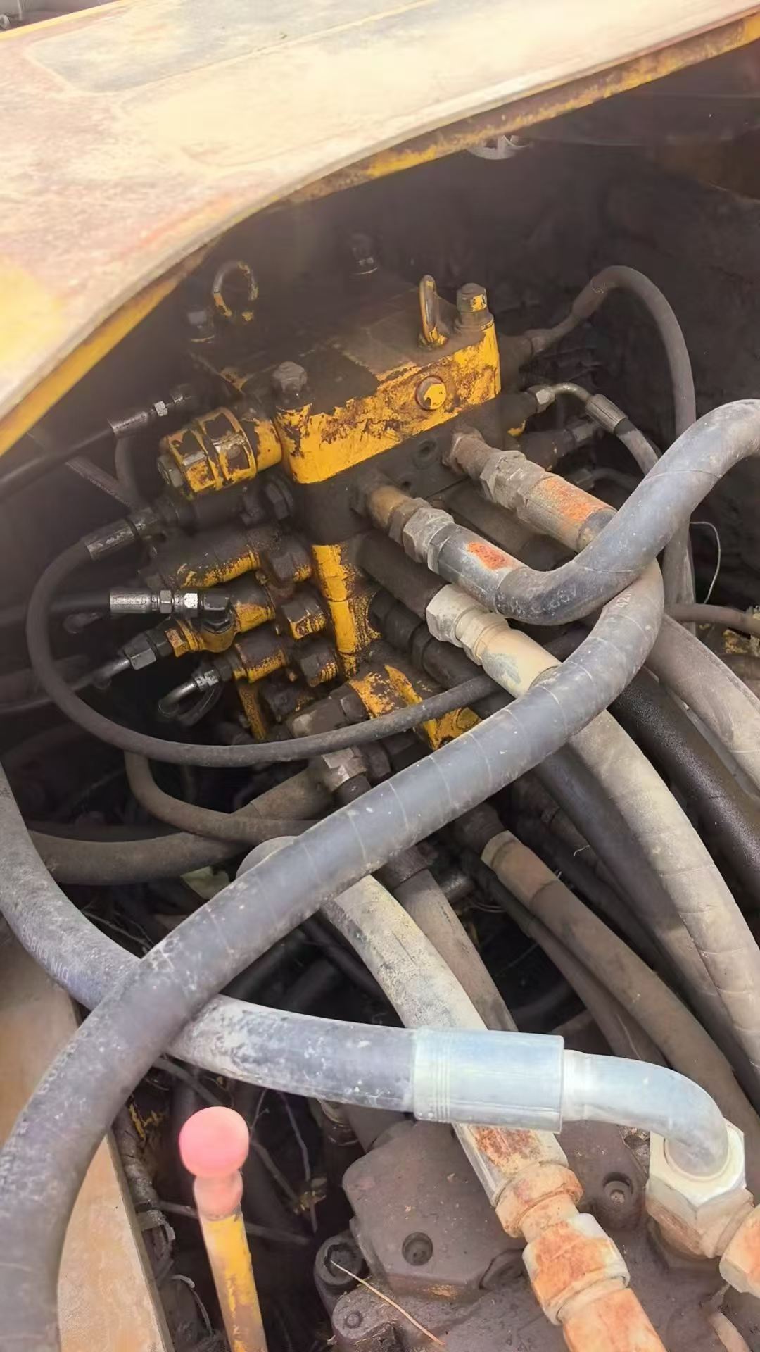 Buy Komatsu PC160-7 Used Excavator / 5