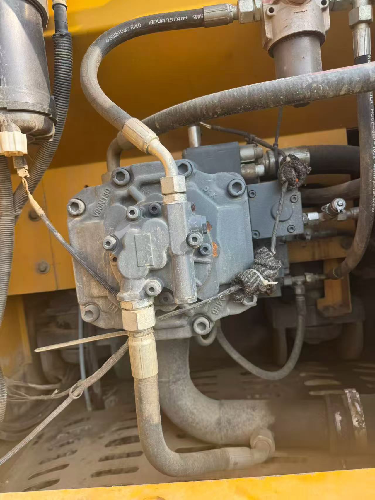 Buy XCMG XE215 Used Excavator / 4