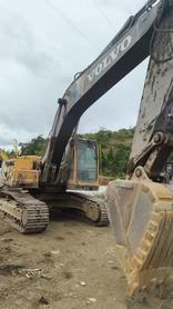 Купить Подержанный Экскаватор Volvo L250G / 4 Купить Подержанный Экскаватор Volvo L250G / 4
