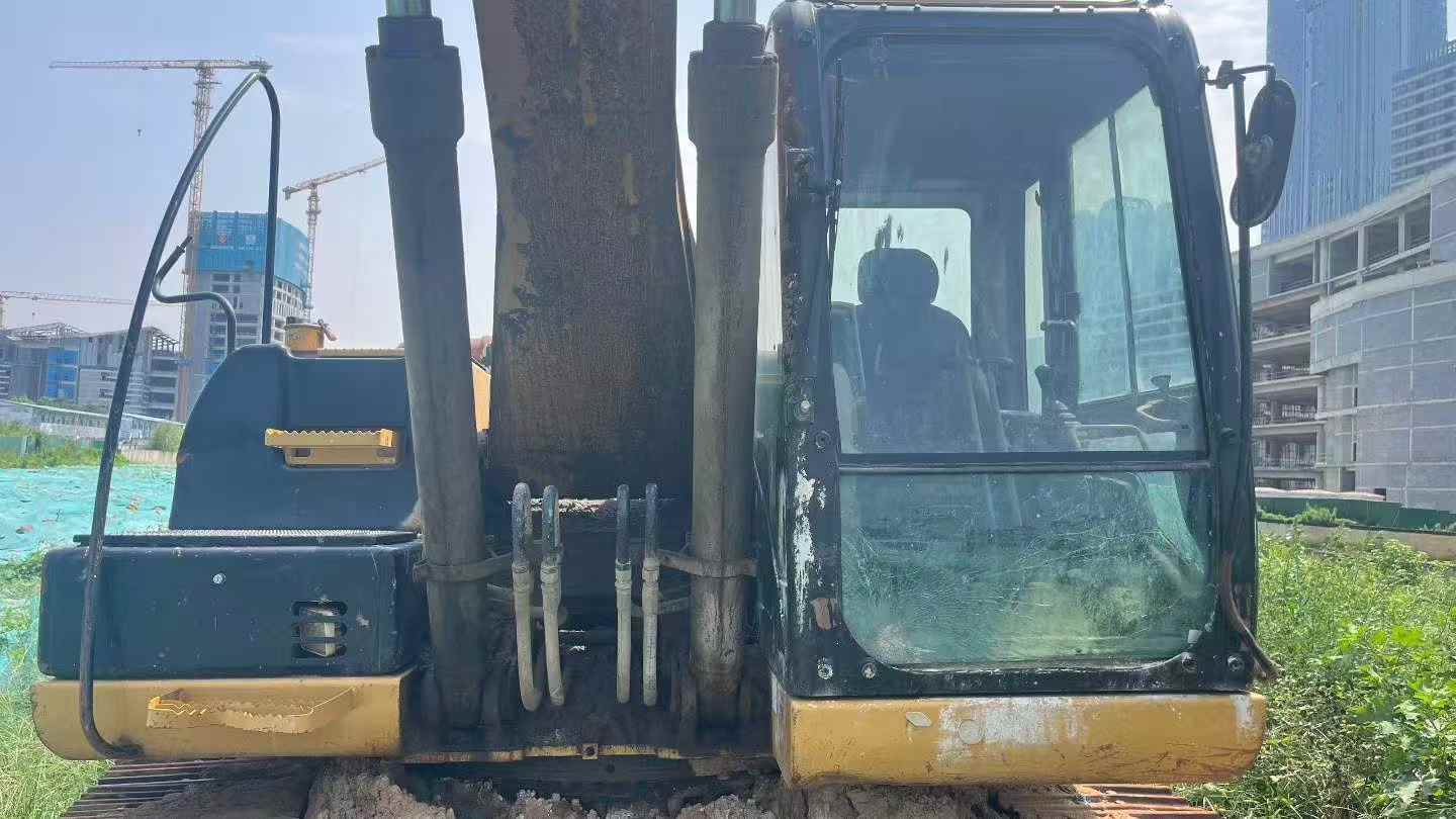 Buy Caterpillar 323D2L Used Excavator / 3