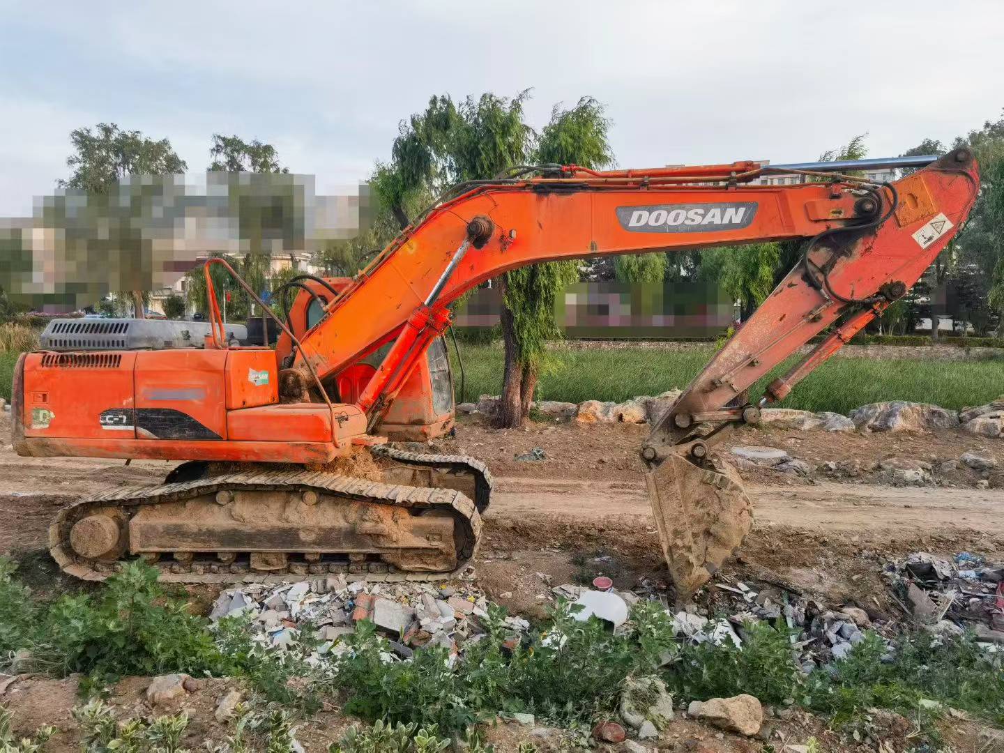 Buy Doosan DH215-9 Used Excavator / 3