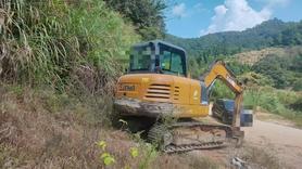 Buy XCMG XE60 Used Excavator / 2 Buy XCMG XE60 Used Excavator / 2