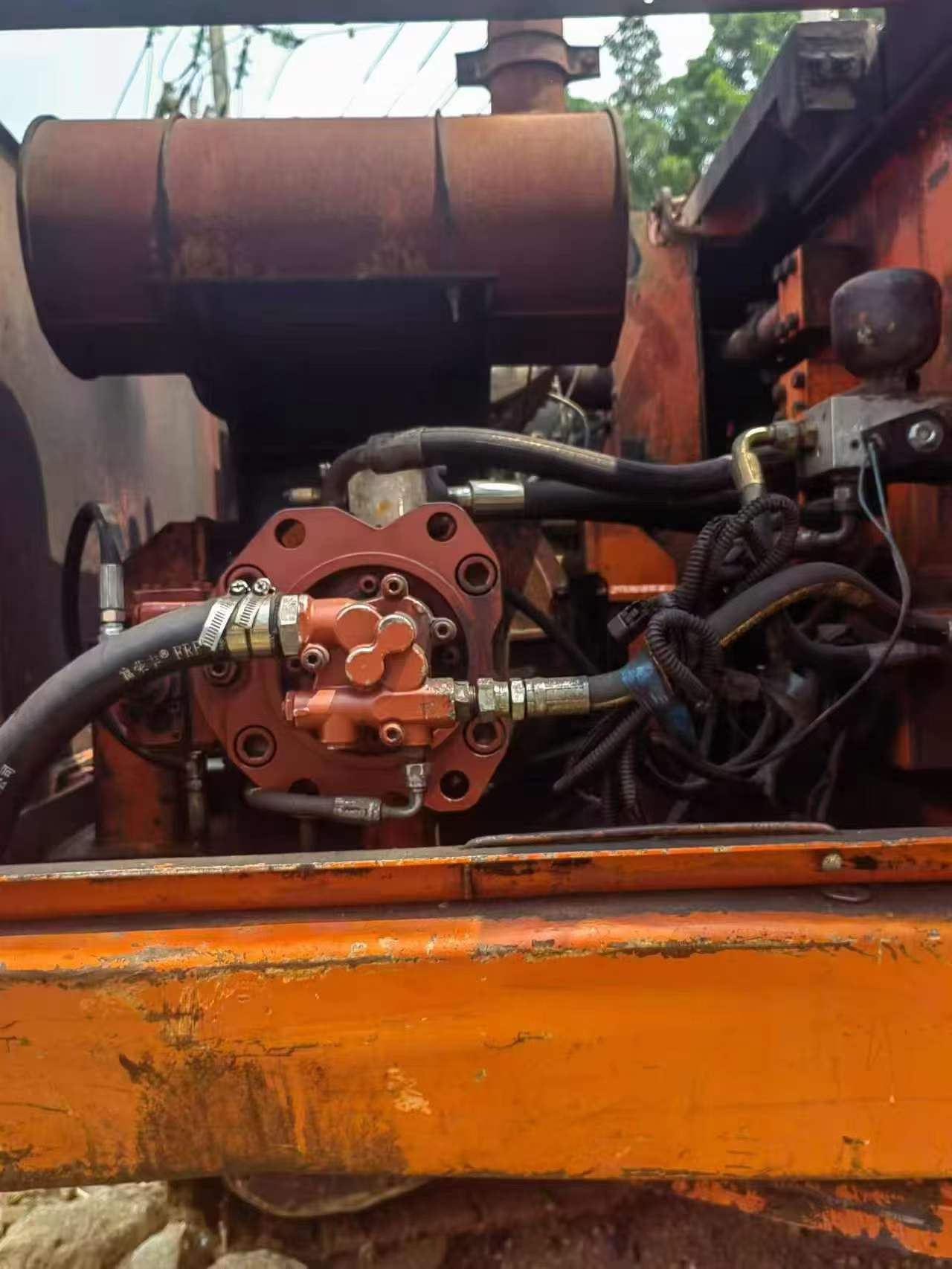 Buy Doosan DH220 Used Excavator / 4