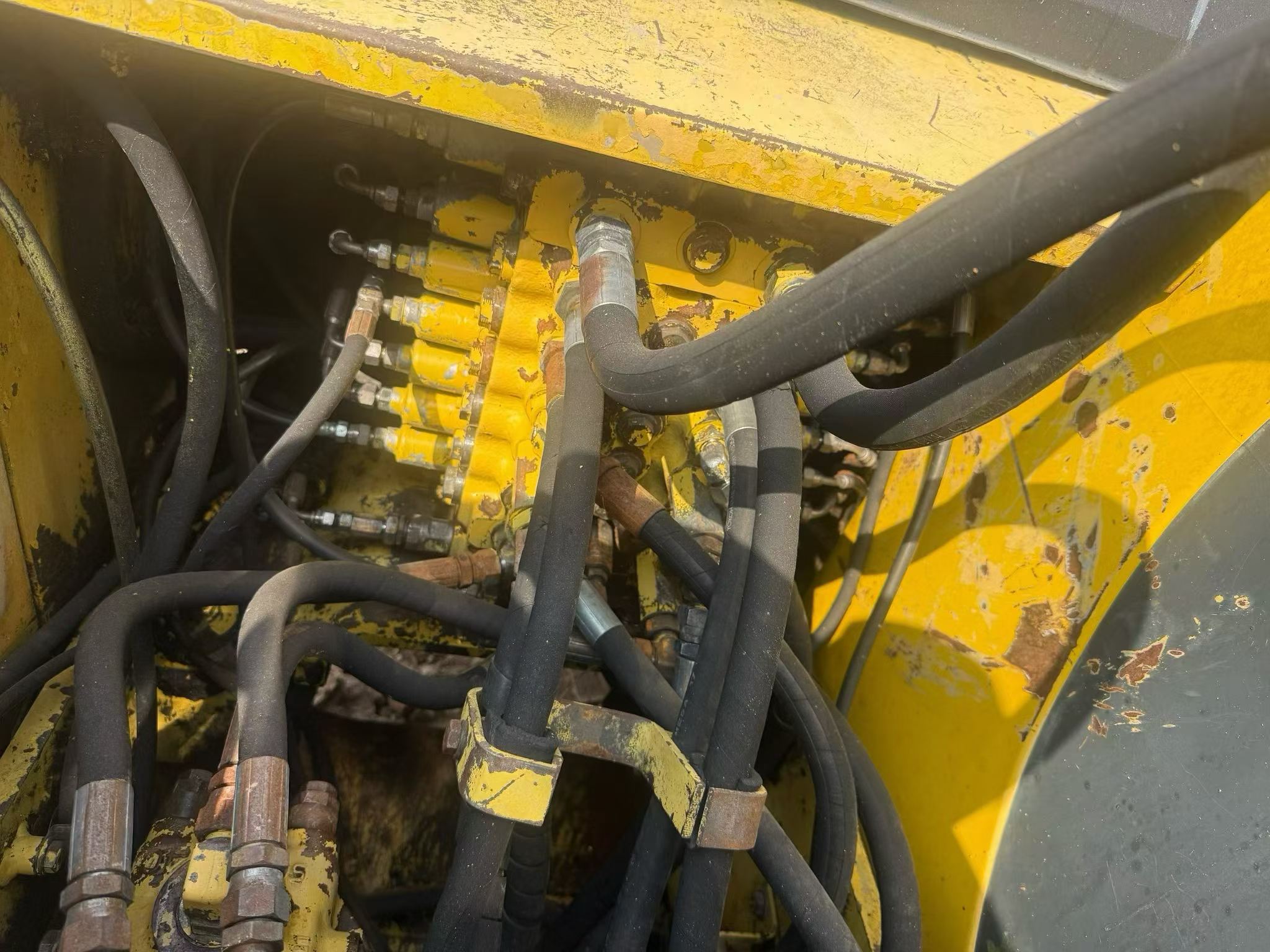 Buy Komatsu PC120-6 Used Excavator / 4