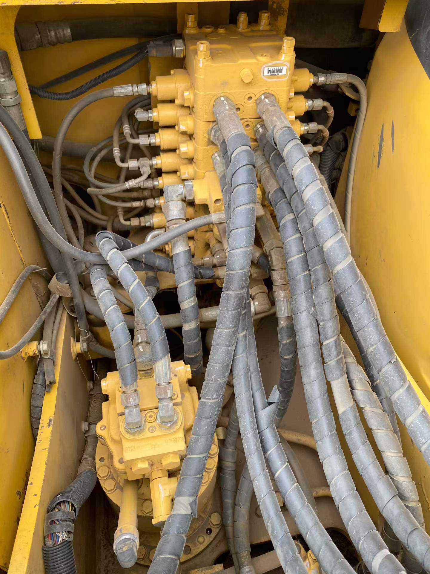 شراء حفارة Komatsu PC110-7 مستعملة / 6