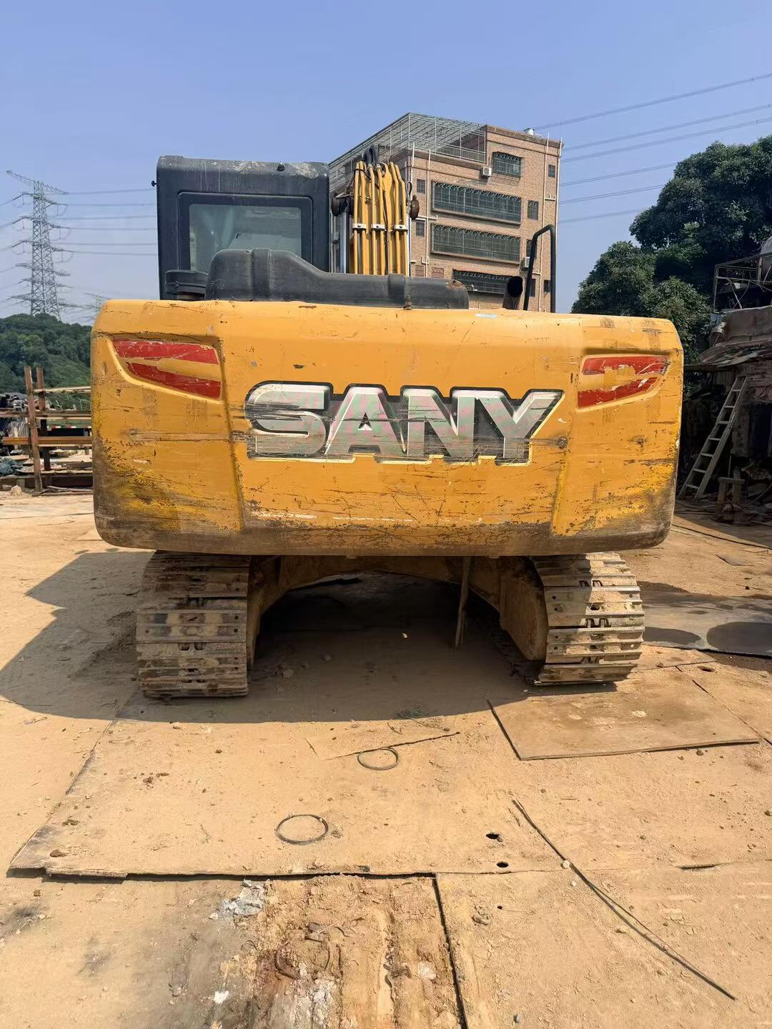 Buy Sany SY135 Used Excavator / 9