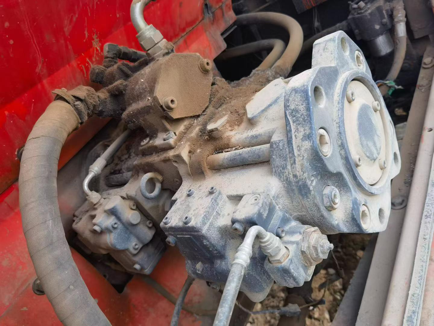 Buy Doosan DH215-9 Used Excavator / 4