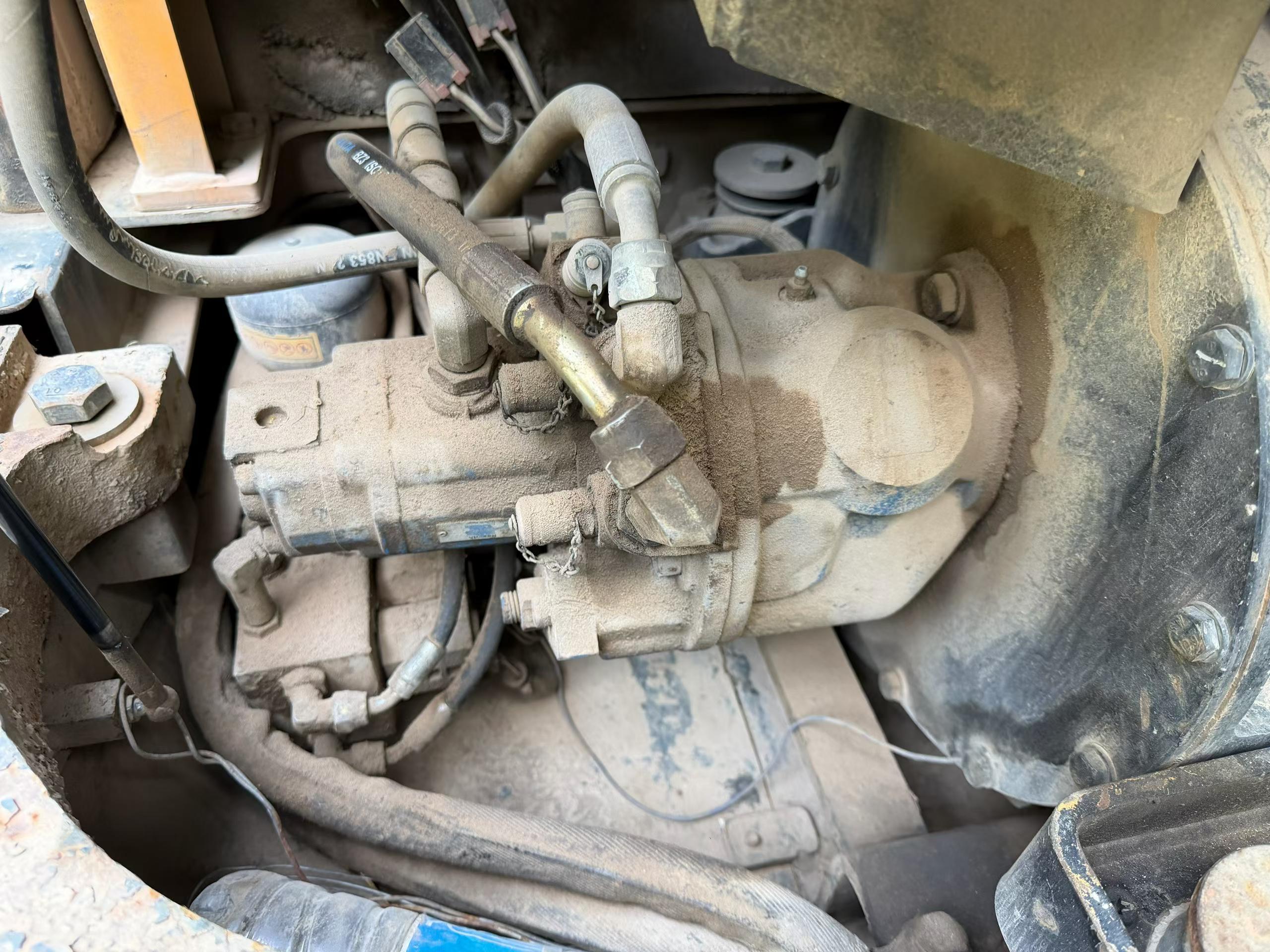Buy Hyundai R 60VS Used Excavator / 4