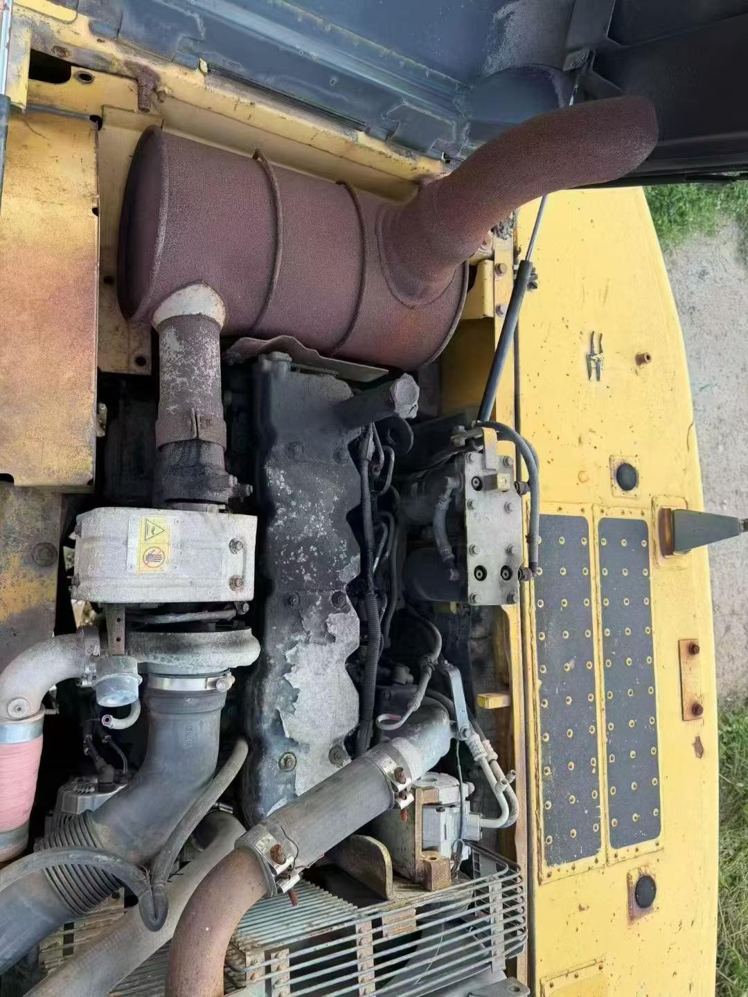 Buy Komatsu PC220-8 Used Excavator / 7