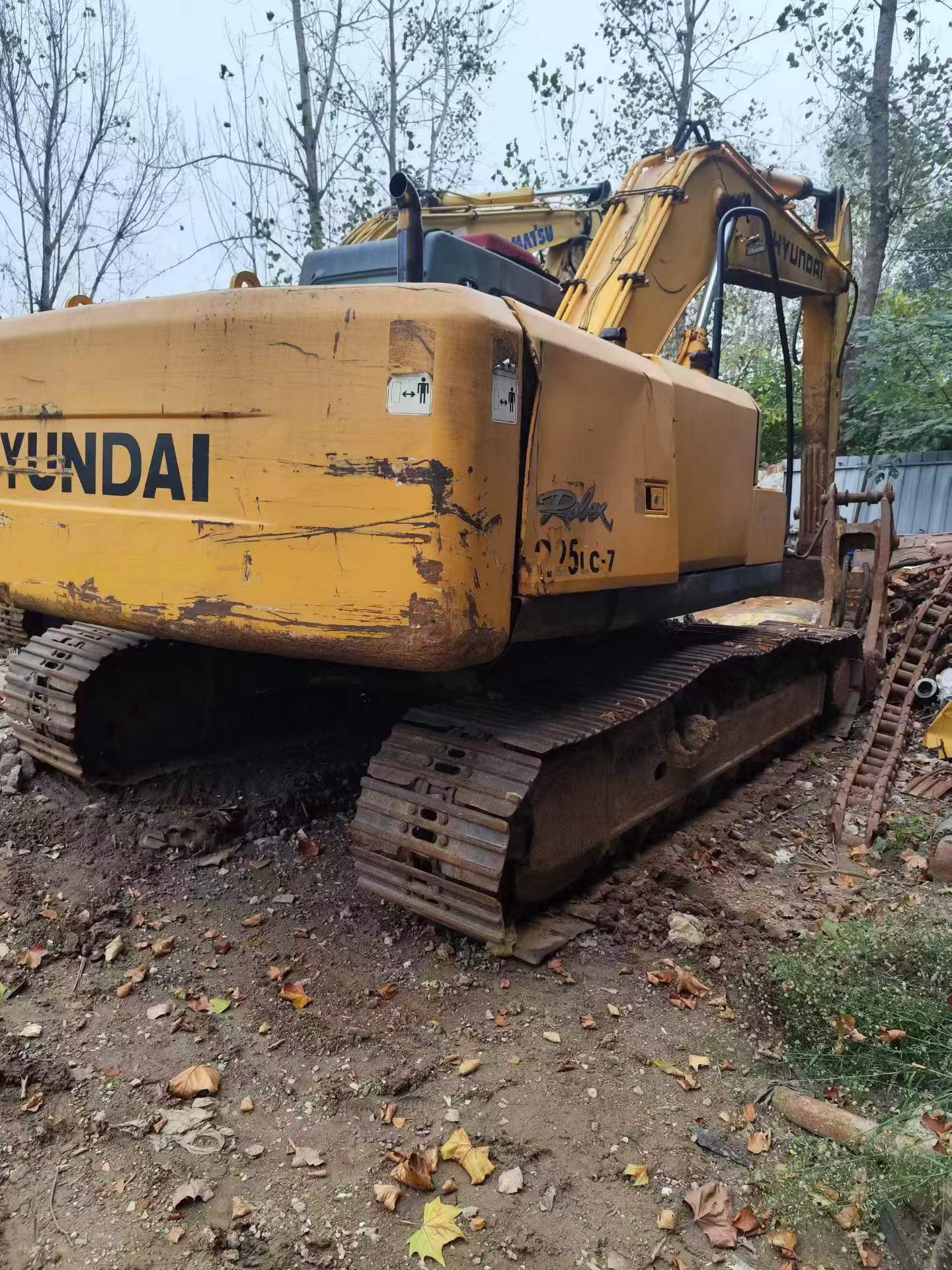 Buy Hyundai R225-7 Used Excavator / 7