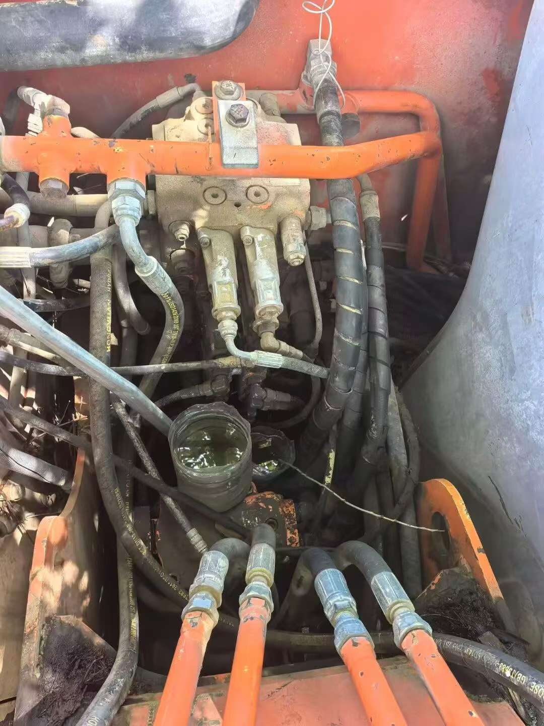 Compre Escavadeira Hitachi EX70 Usada / 7
