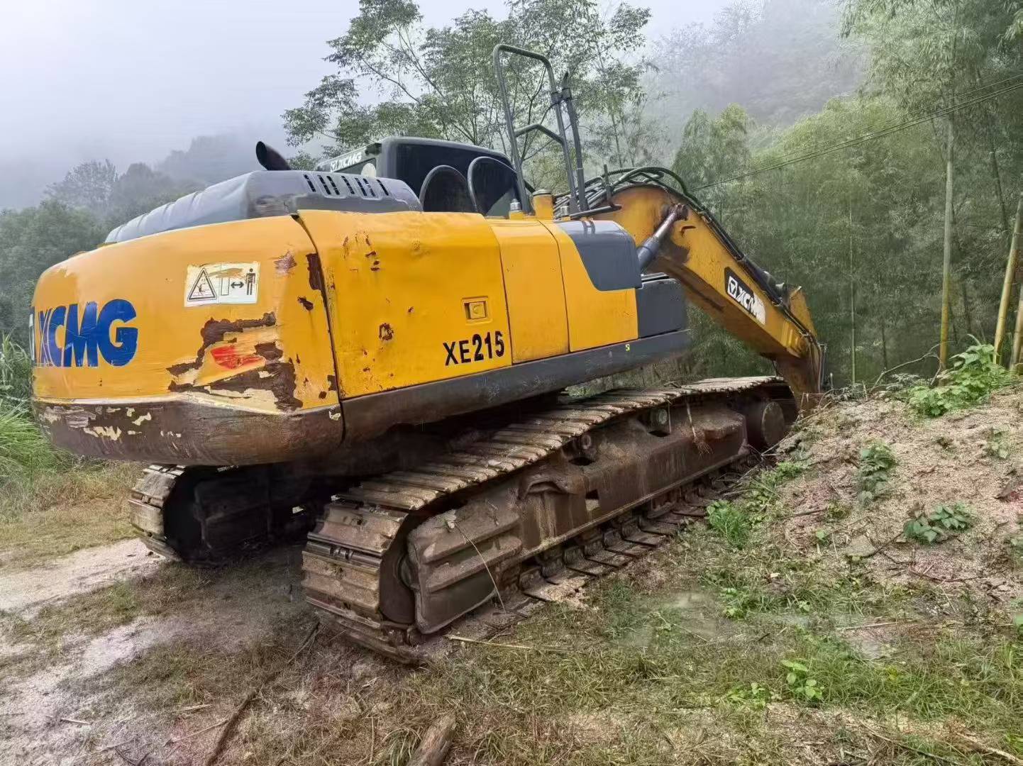Buy XCMG XE215 Used Excavator / 6