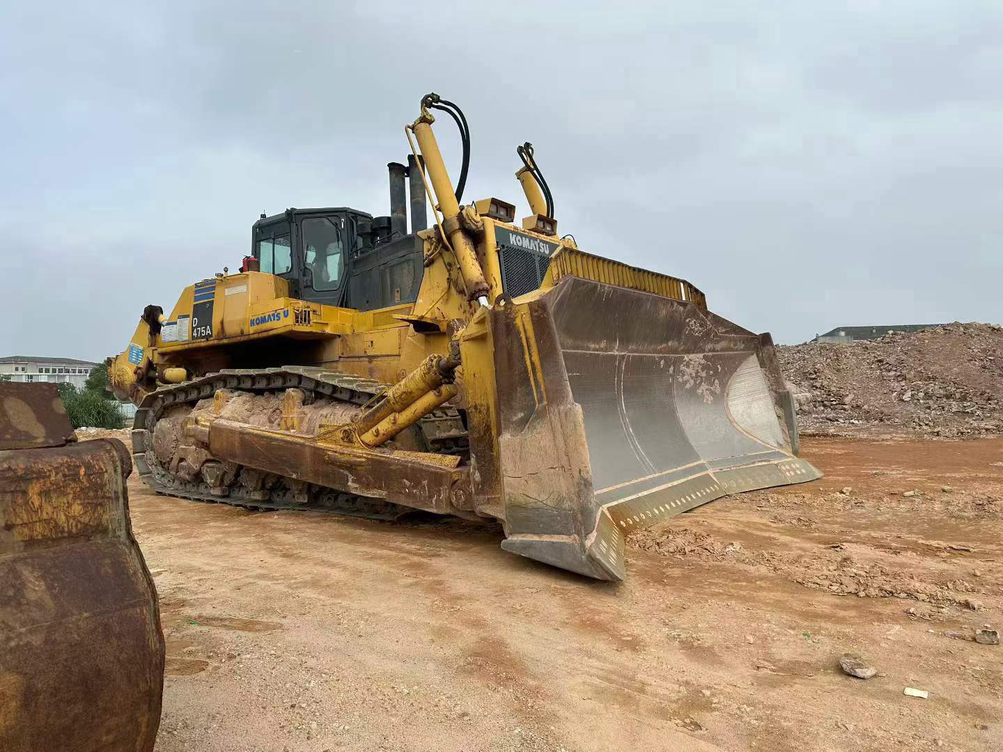 Buy Komatsu WA475-10 Used Excavator / 4