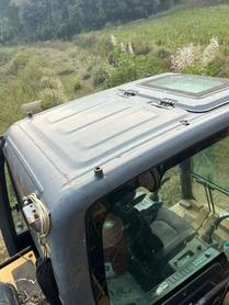 Buy XCMG XE135B Used Excavator / 4 Buy XCMG XE135B Used Excavator / 4