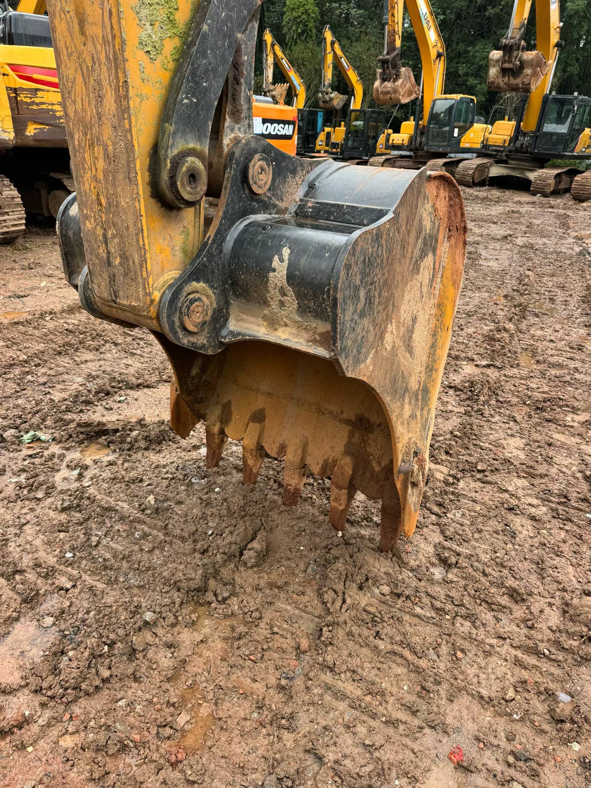 Buy Sany SY135 Used Excavator / 4