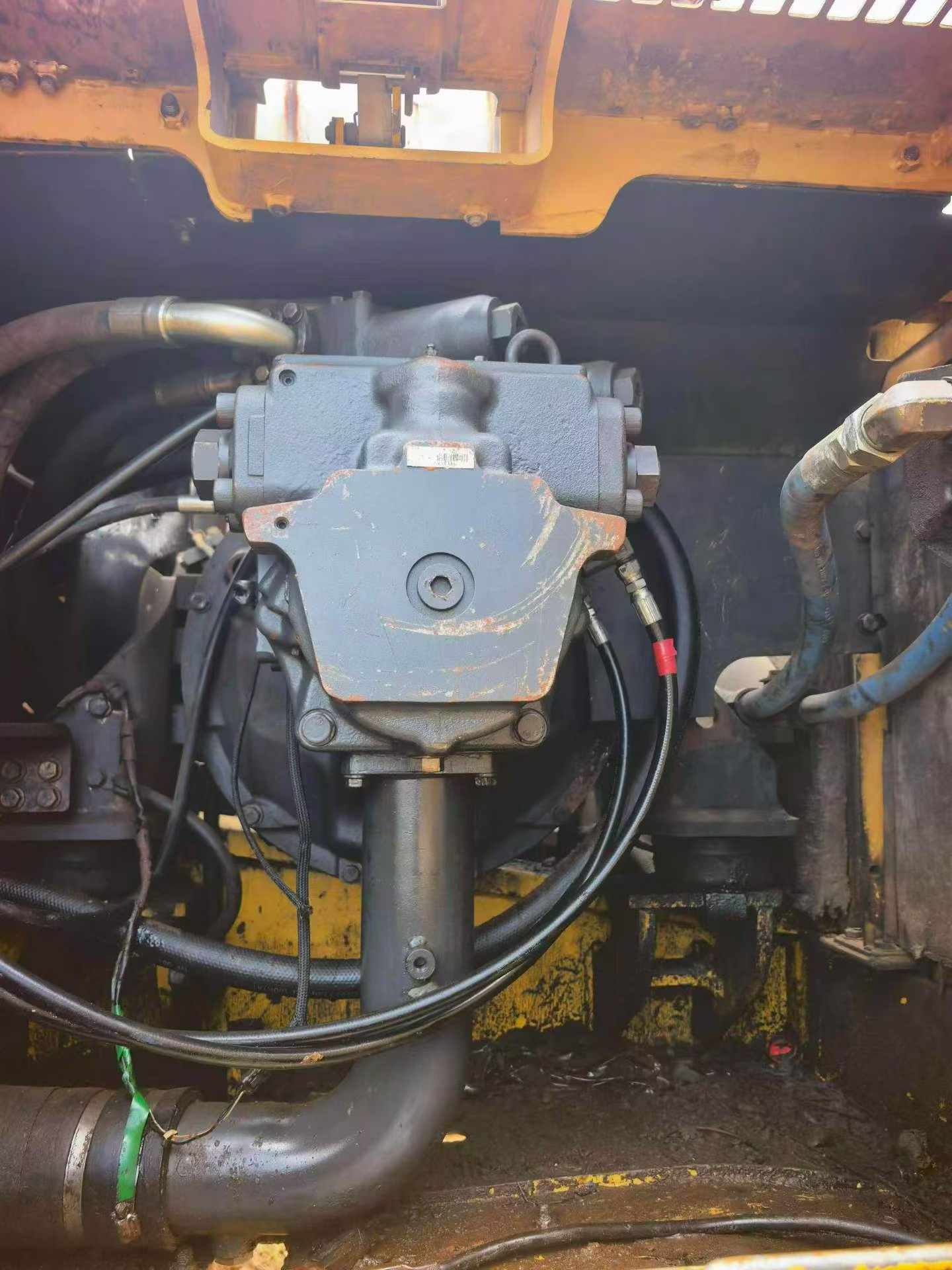 Buy Komatsu PC350-7 Used Excavator / 3