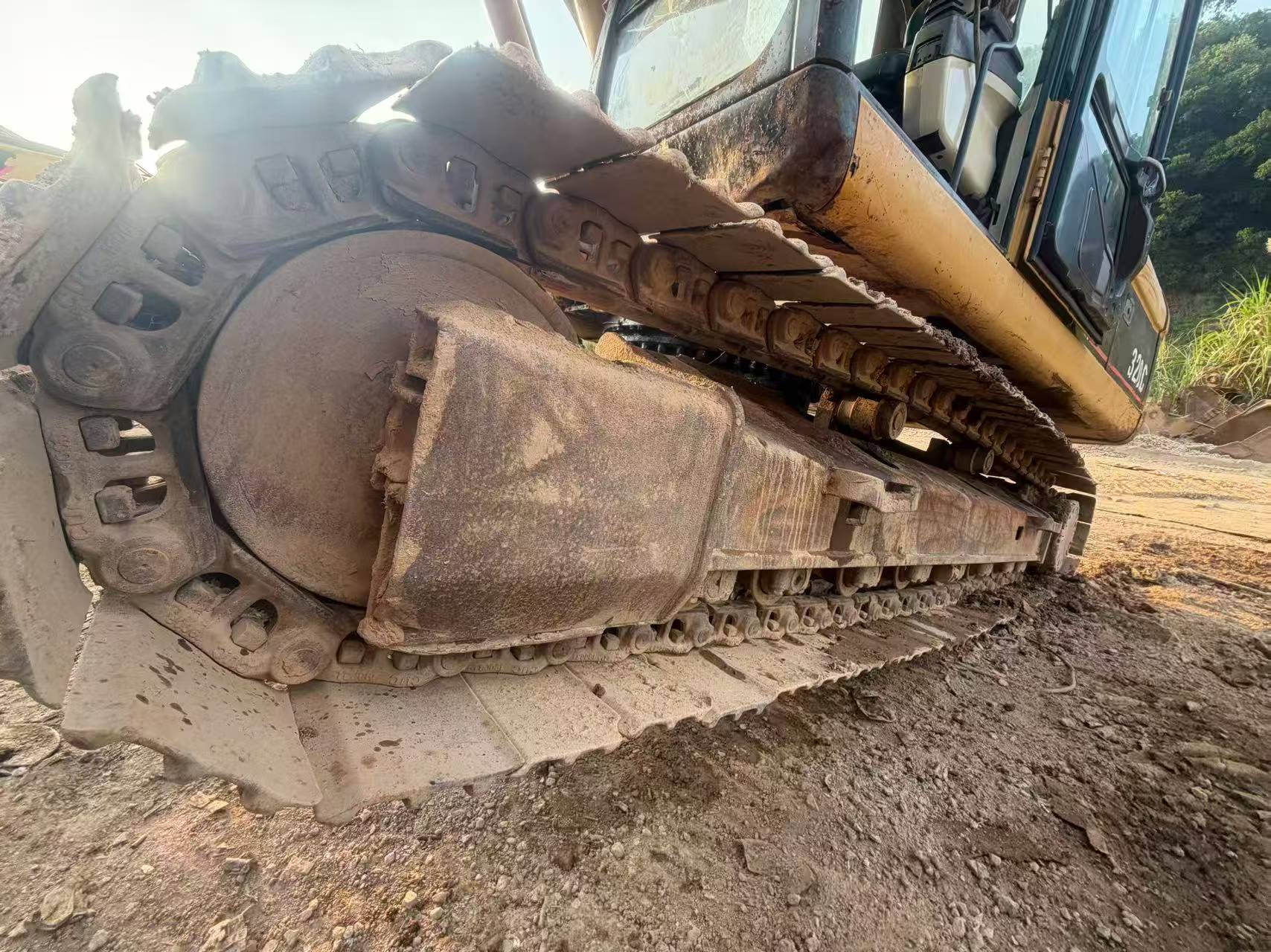 Buy Caterpillar 320CL Used Excavator / 3