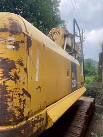 Buy Komatsu PC220-8 Used Excavator / 7 Buy Komatsu PC220-8 Used Excavator / 7