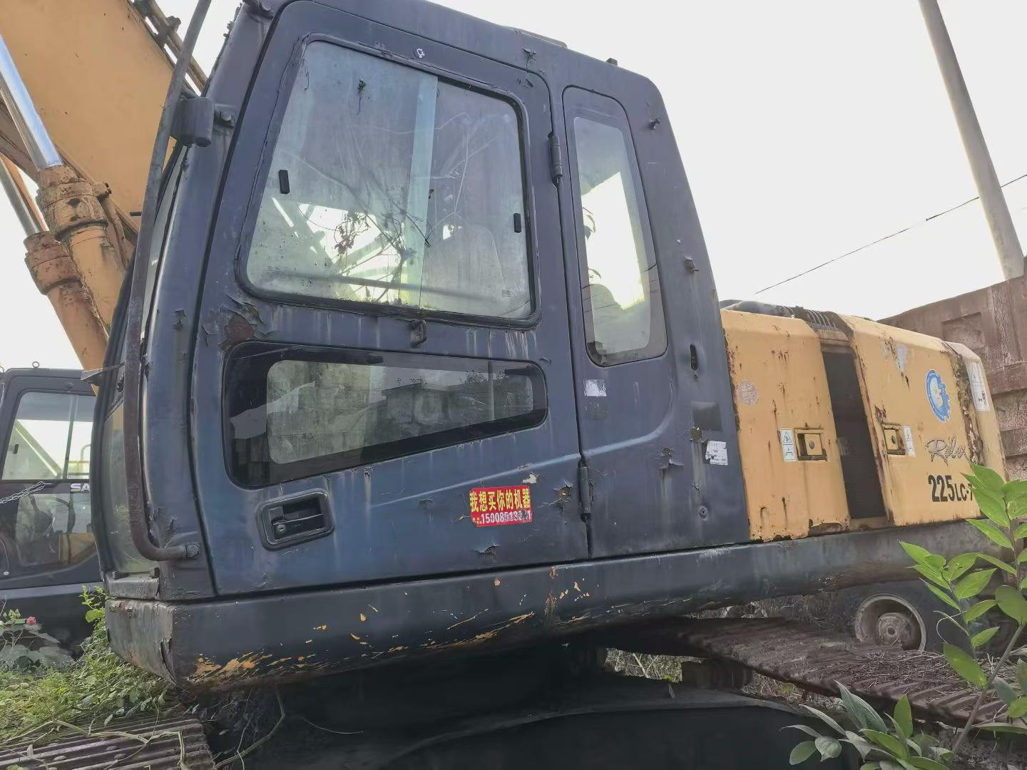 Buy Hyundai R225-7 Used Excavator / 3
