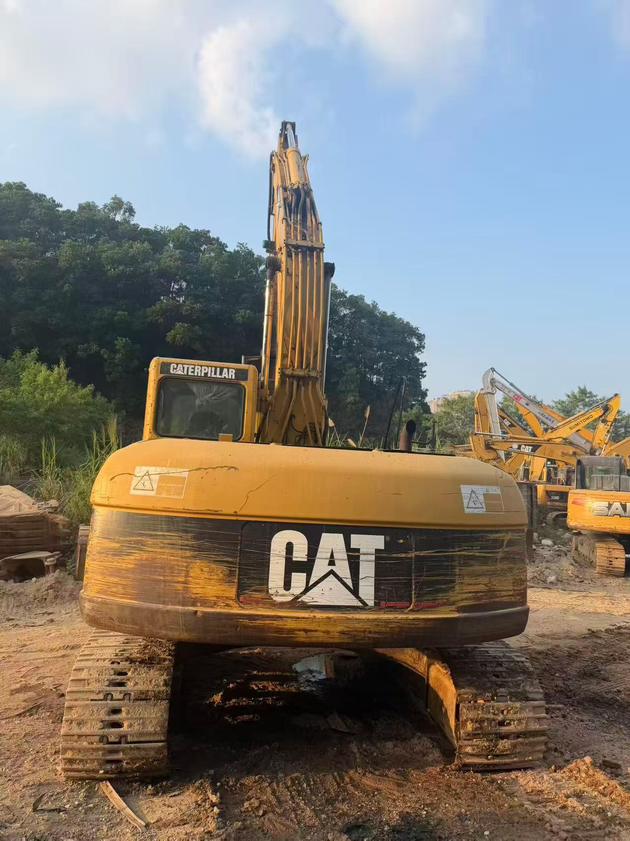 Buy Caterpillar 320CL Used Excavator / 7