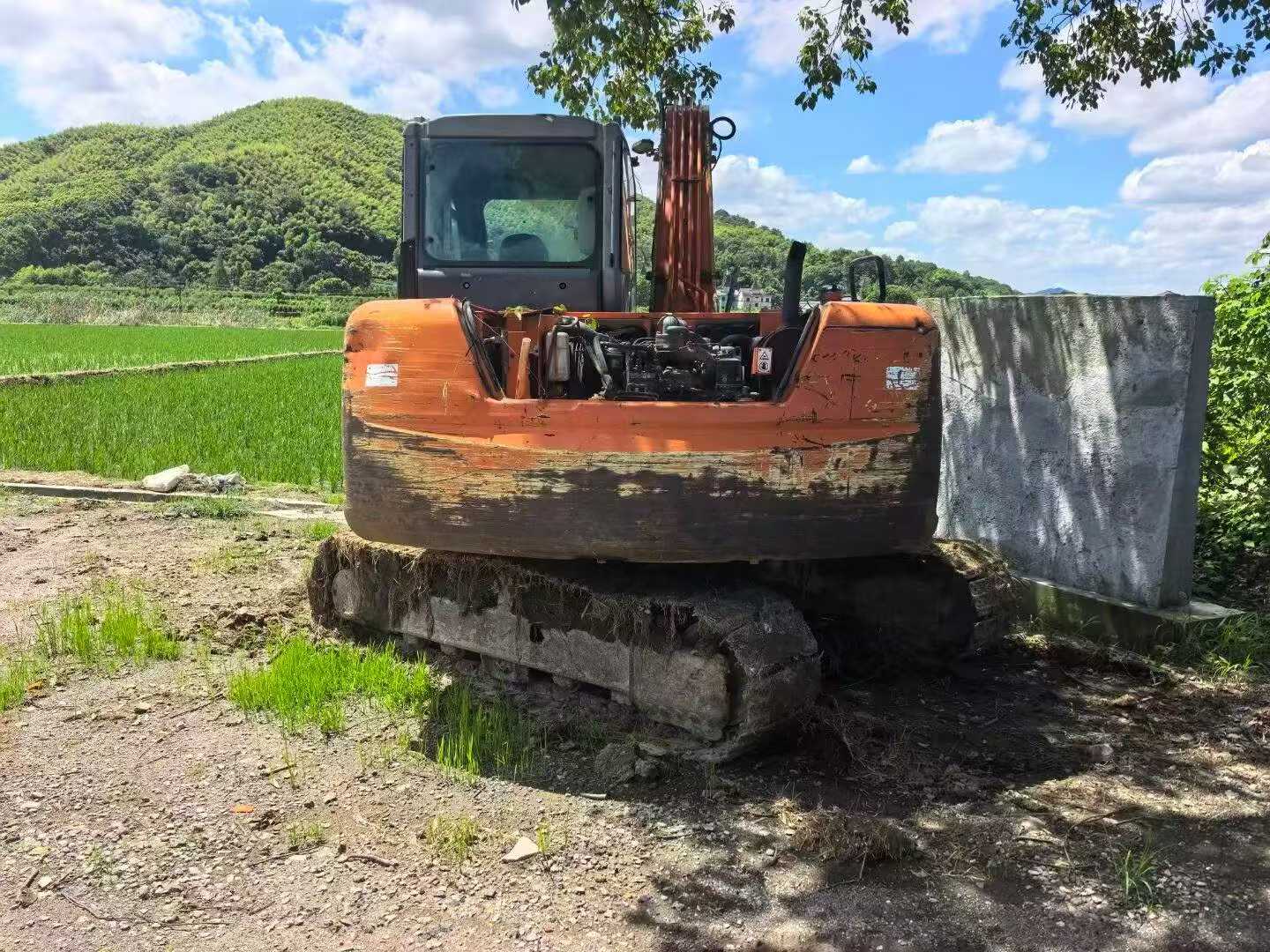 Compre Escavadeira Hitachi EX70 Usada / 3