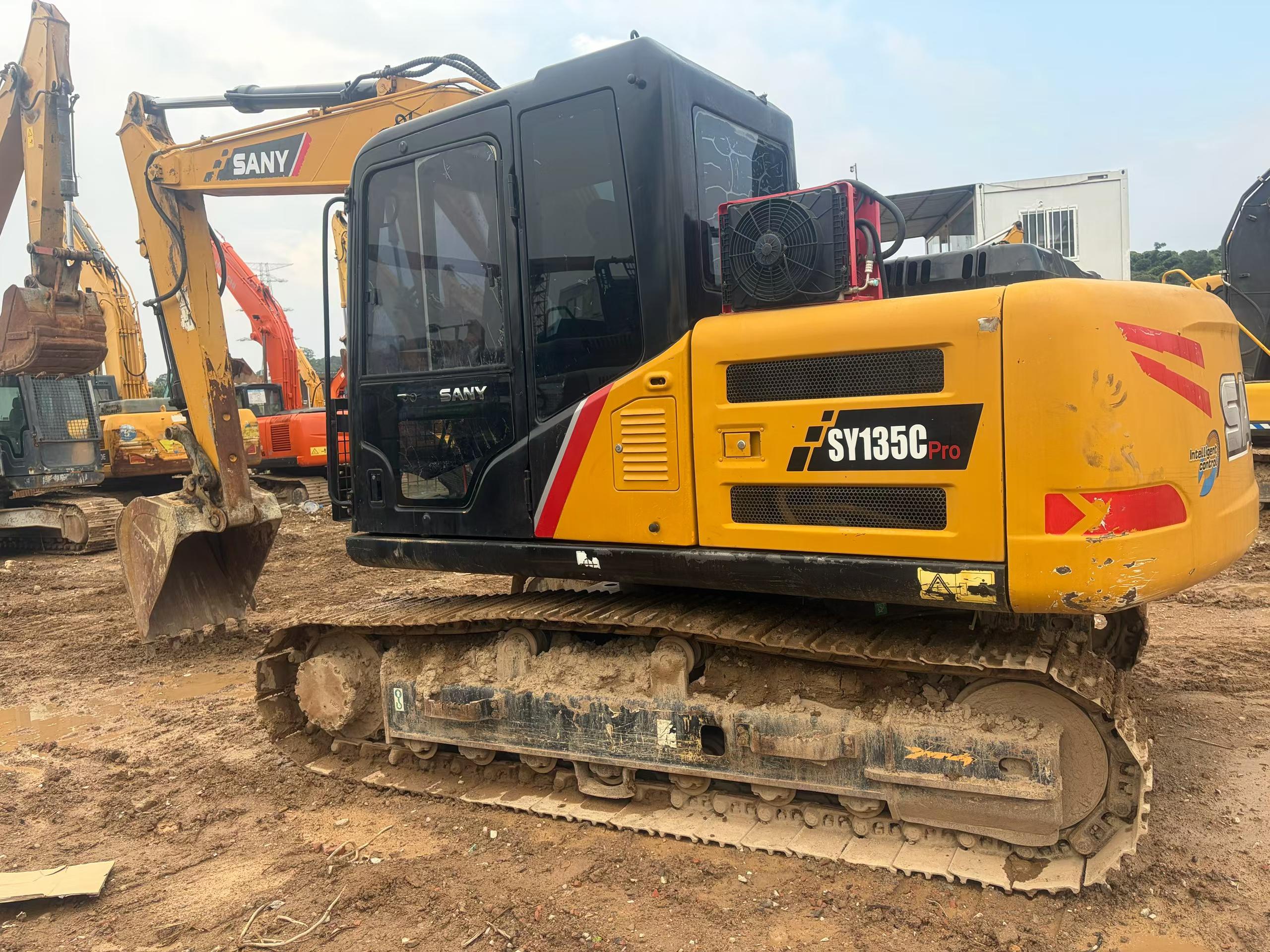 Buy Sany SY135 Used Excavator / 2