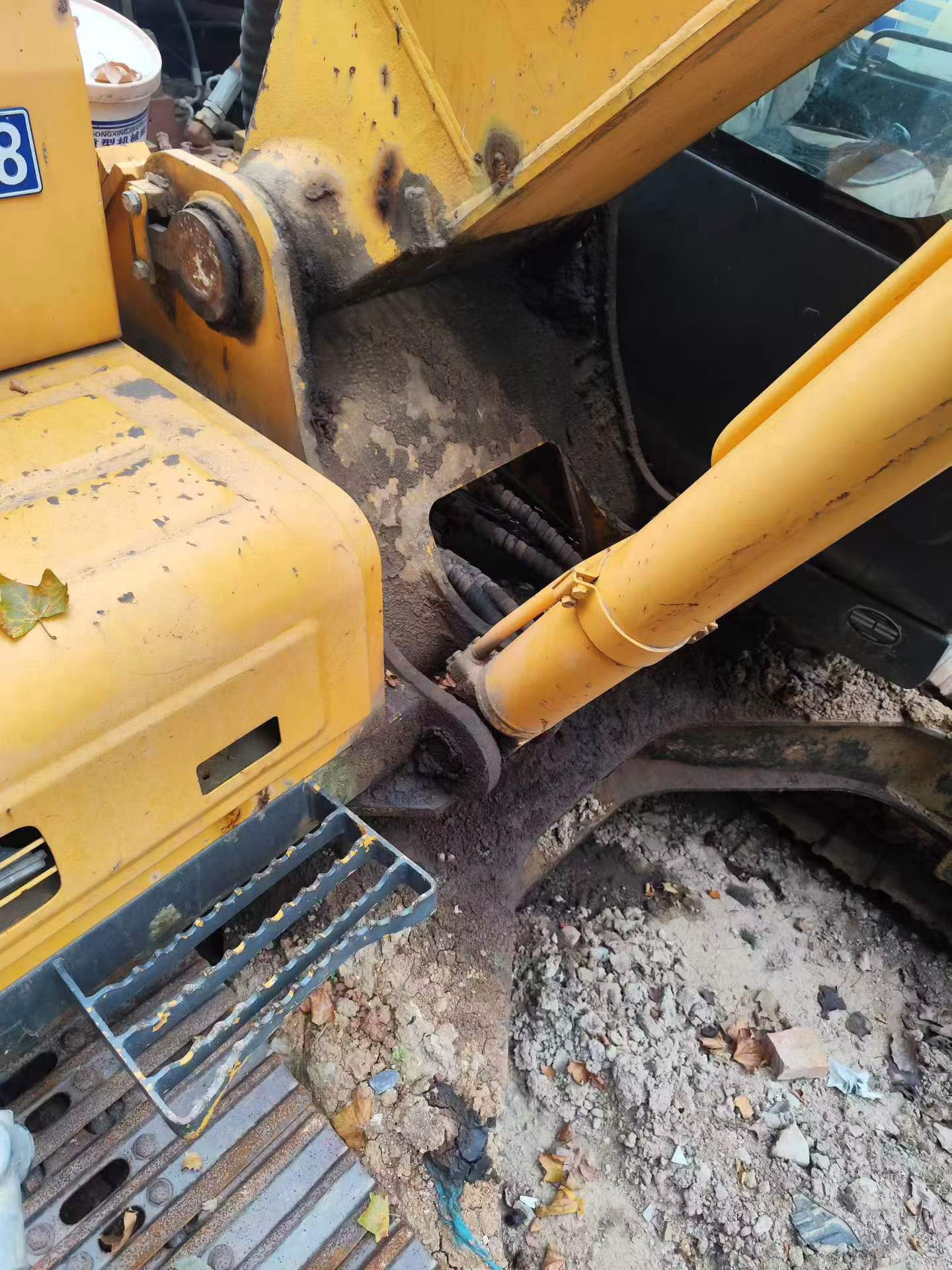 Buy Hyundai R225-7 Used Excavator / 2