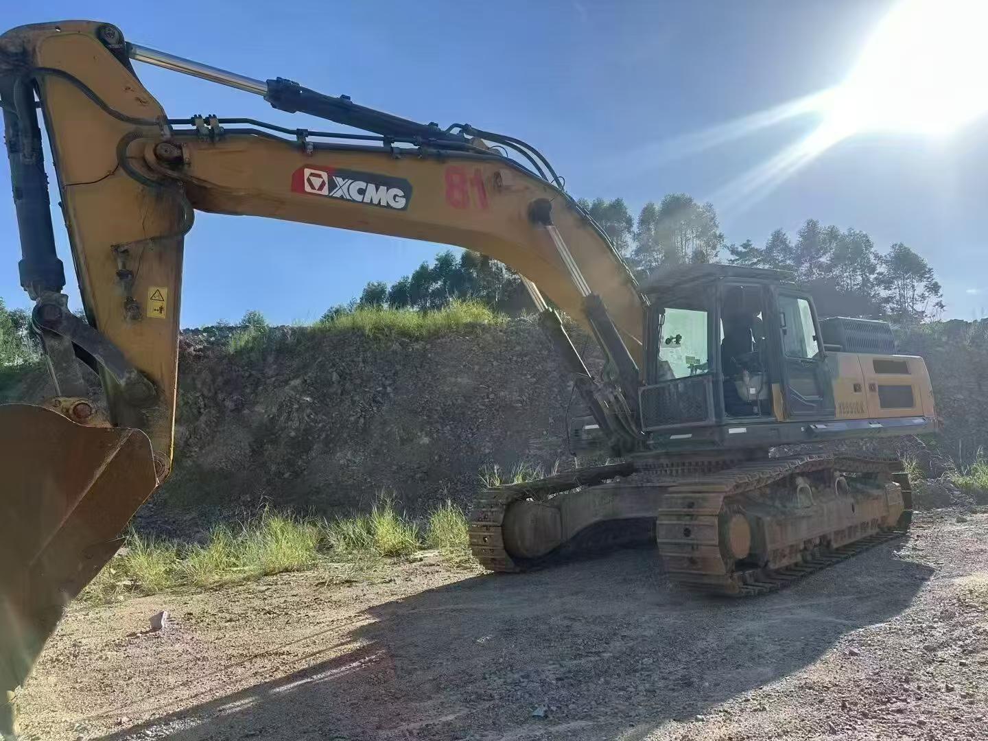 Buy XCMG XE550DK Used Excavator / 6
