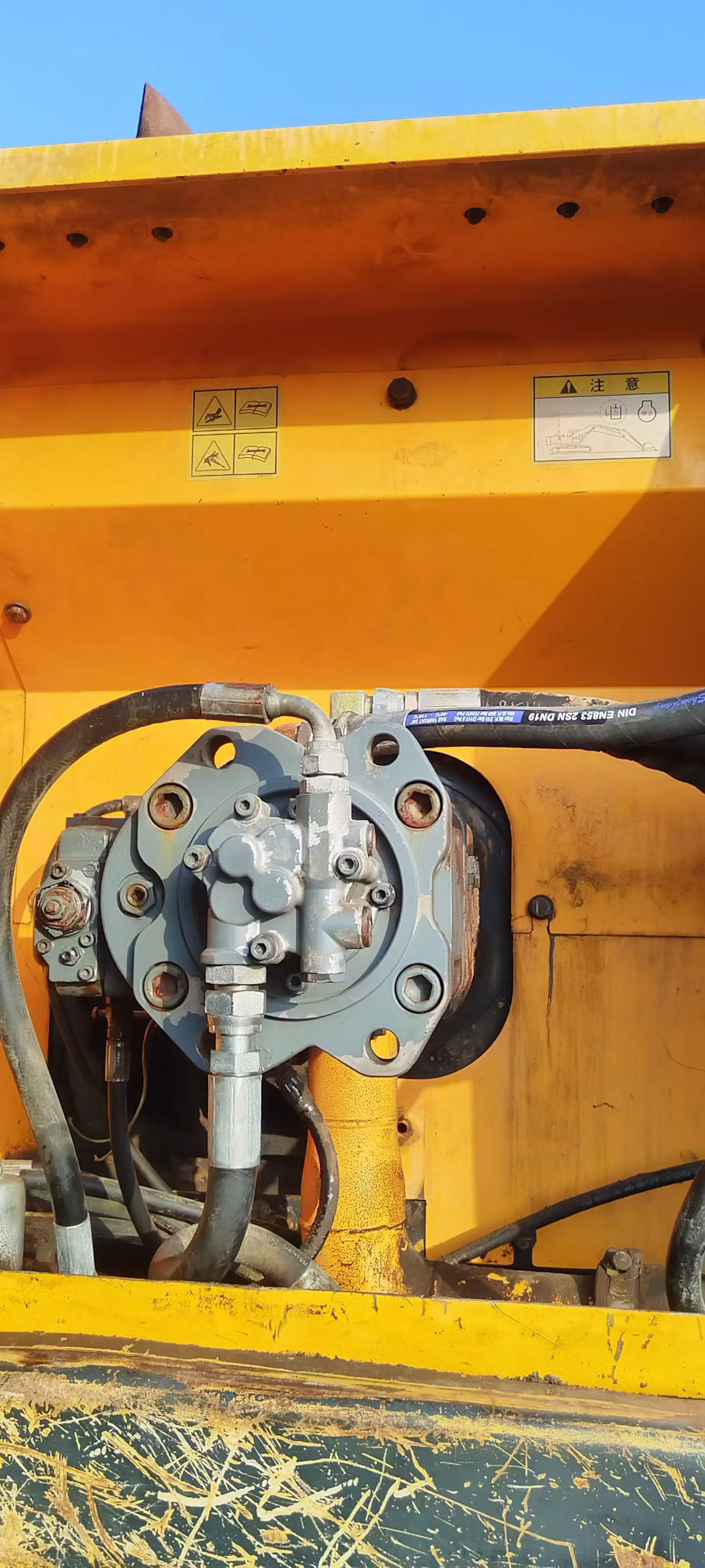 Buy Hyundai R215-7 Used Excavator / 3