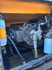 Buy Sany SY205C-8 Used Excavator / 8 Buy Sany SY205C-8 Used Excavator / 8