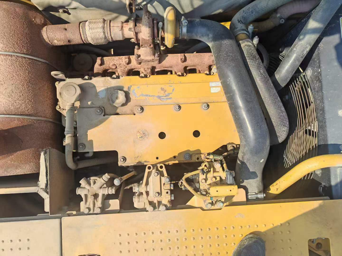 Buy Caterpillar 323 Used Excavator / 4