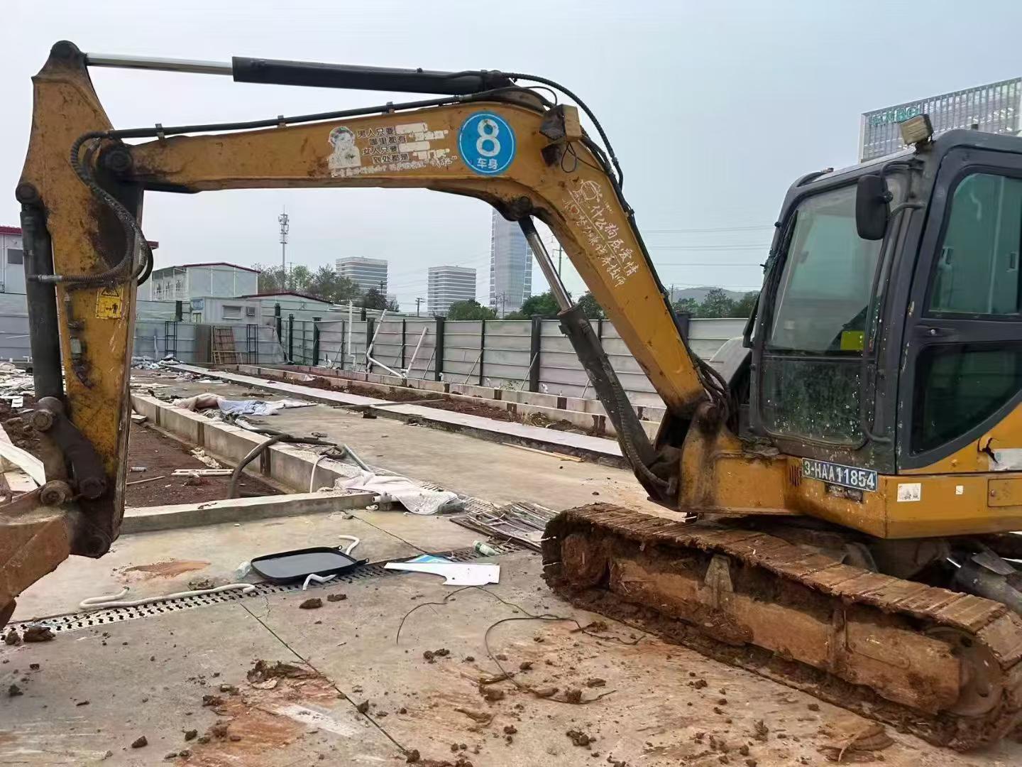 Buy XCMG XE55D Used Excavator / 6
