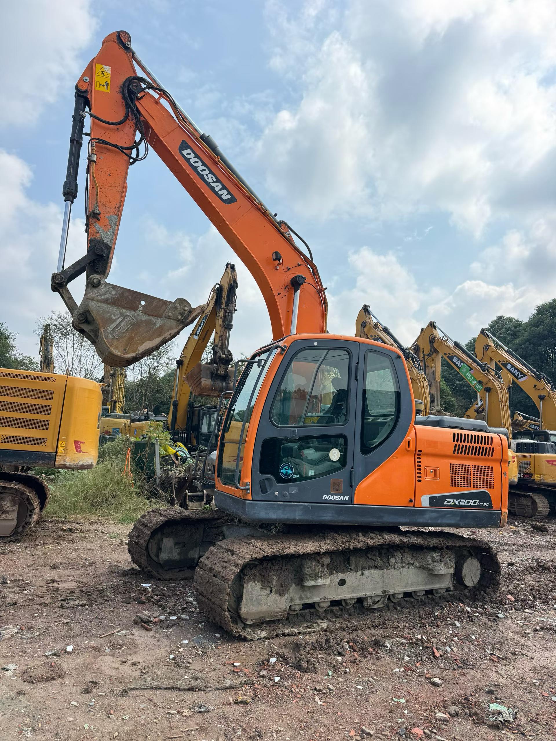 Buy Doosan S130W-3 Used Excavator / 4