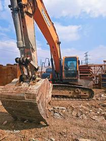 Buy Doosan DH215-7 Used Excavator / 4 Buy Doosan DH215-7 Used Excavator / 4