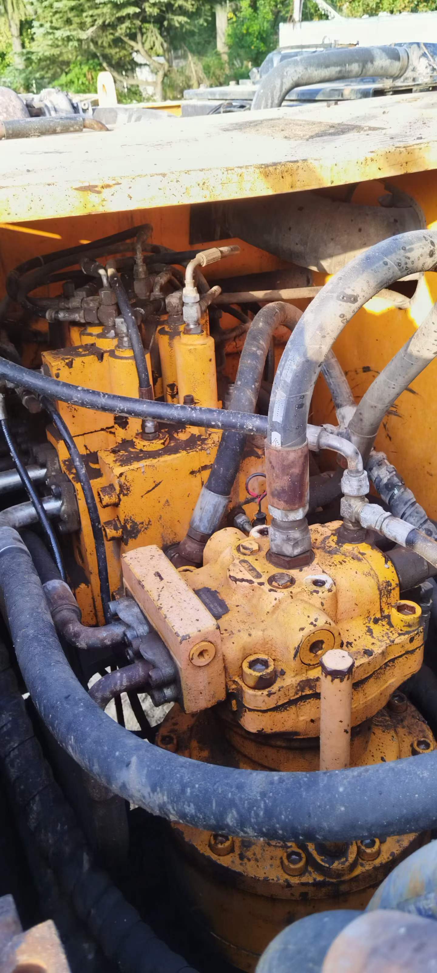 Buy Hyundai R215-7 Used Excavator / 4