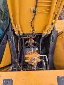 Buy Sany SY245H Used Excavator / 4 Buy Sany SY245H Used Excavator / 4