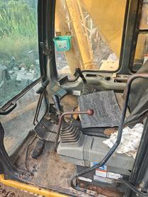 Buy Komatsu PC200-6 Used Excavator / 5 Buy Komatsu PC200-6 Used Excavator / 5