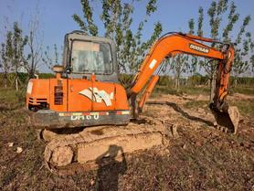 Buy Doosan DH55 Used Excavator / 6 Buy Doosan DH55 Used Excavator / 6