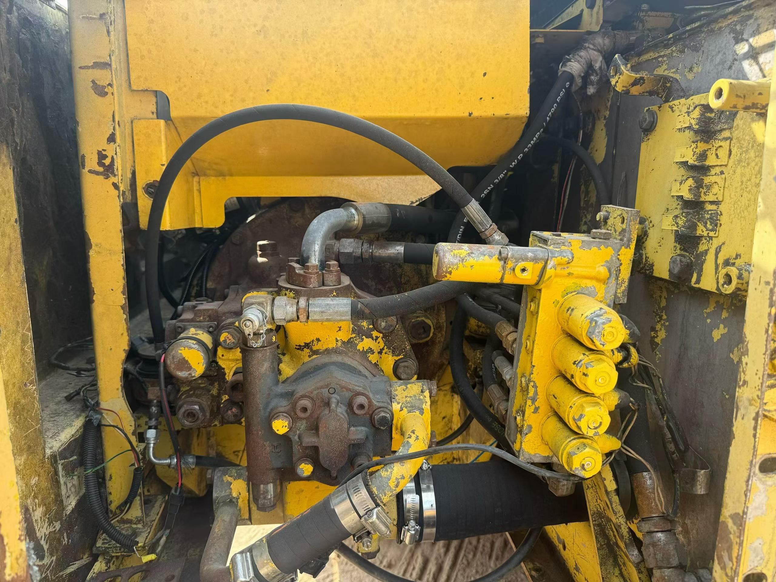 Buy Komatsu PC120-6 Used Excavator / 9