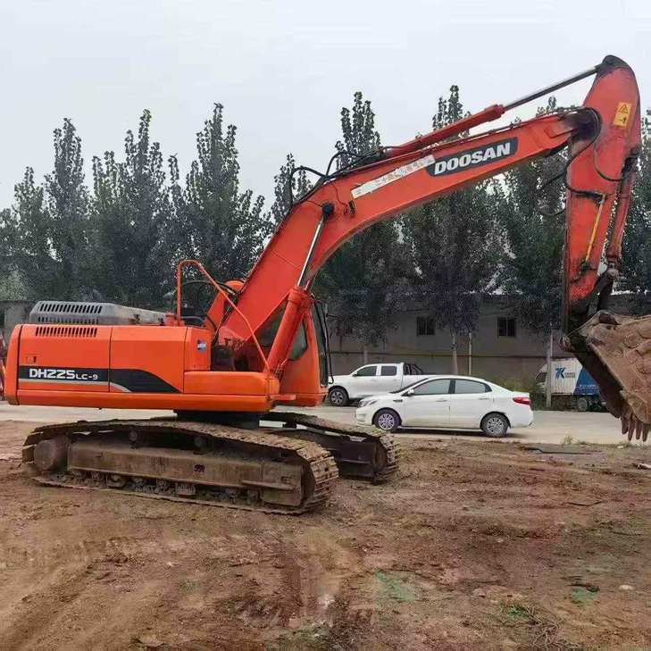 Buy Doosan DH225-9 Used Excavator / 1
