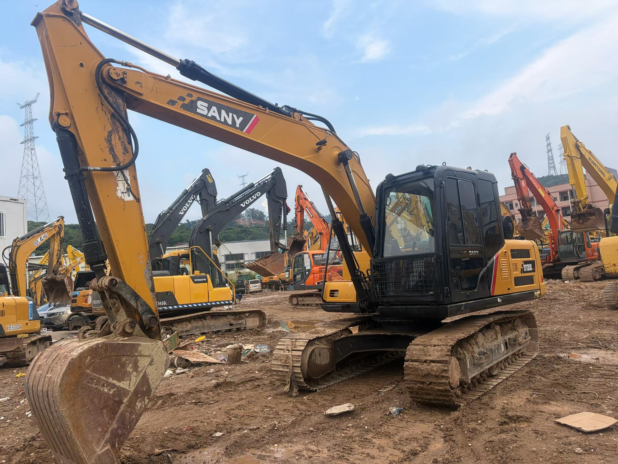 Buy Sany SY135 Used Excavator / 3