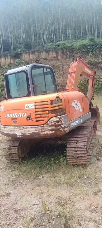 Buy Doosan DH80 Used Excavator / 1