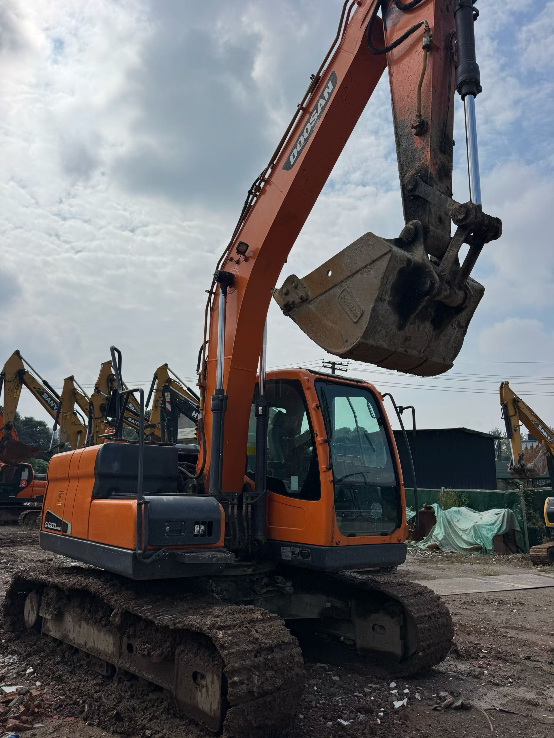 Buy Doosan S130W-3 Used Excavator / 5