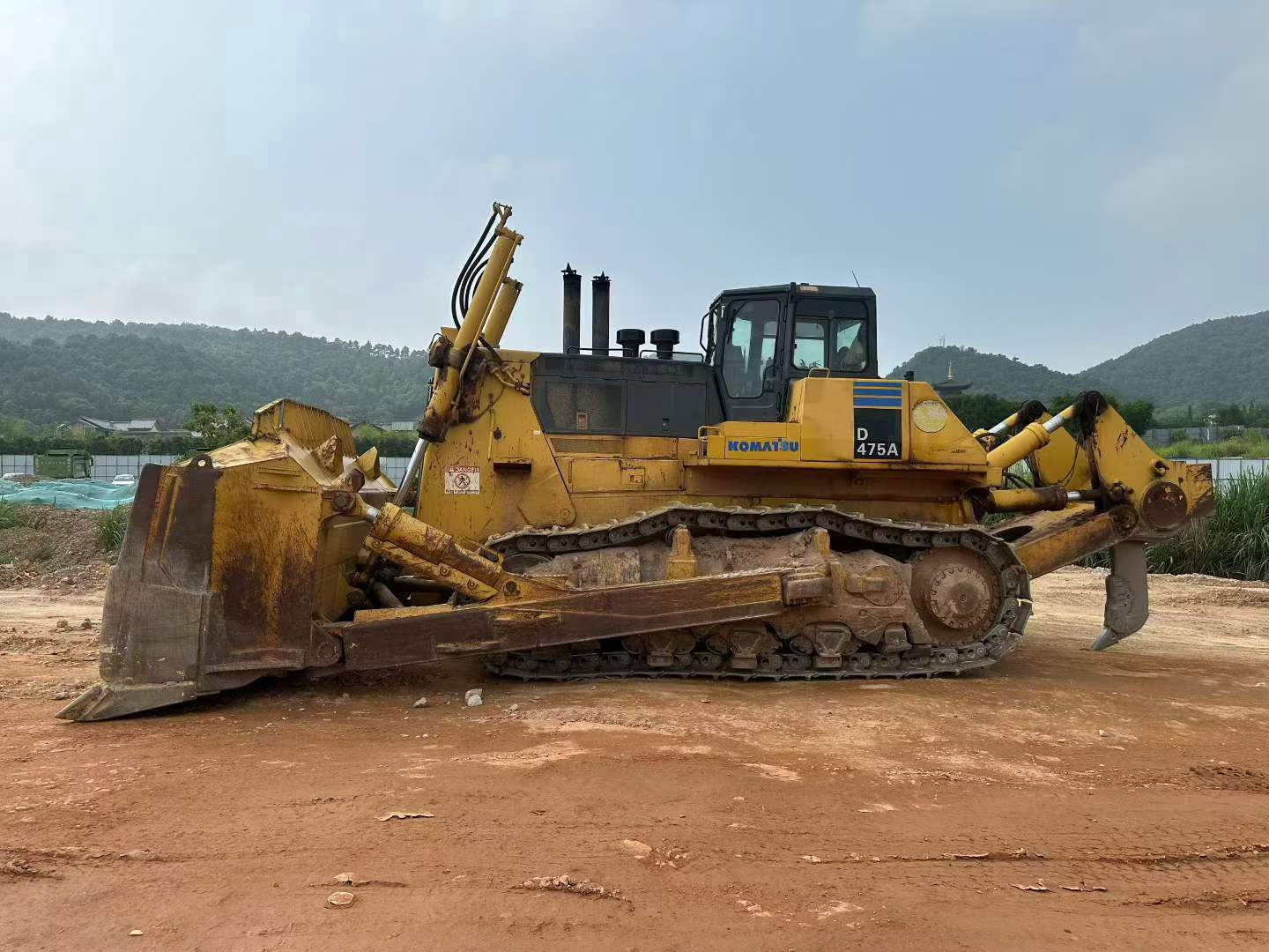 Buy Komatsu WA475-10 Used Excavator / 8